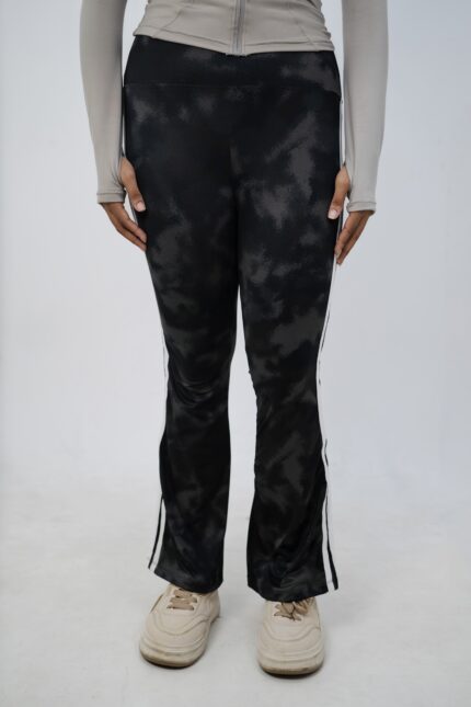 Women's black Print flared pants by Fit Fusion Studio
